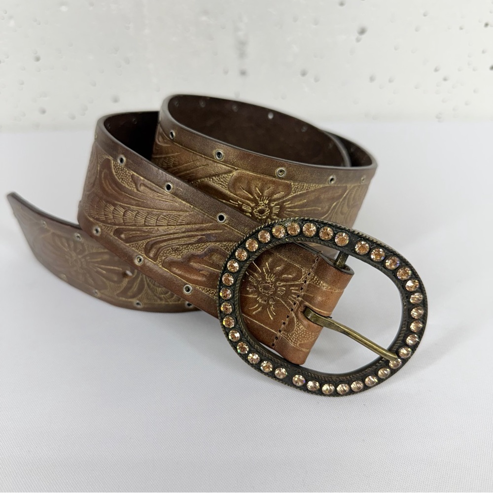 Streets Ahead Women’s size Medium Brown Leather Painted Gold Rhinestone Belt